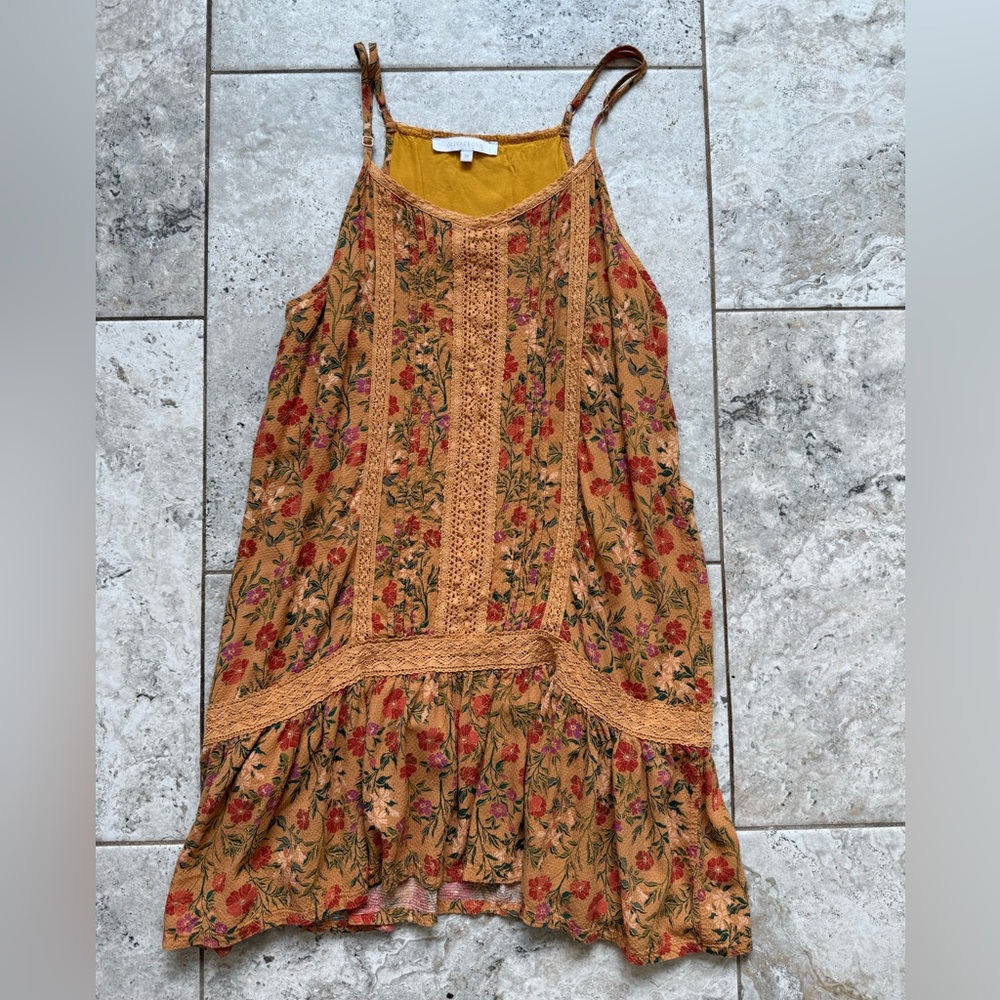 Olivaceous floral drop waist mini dress